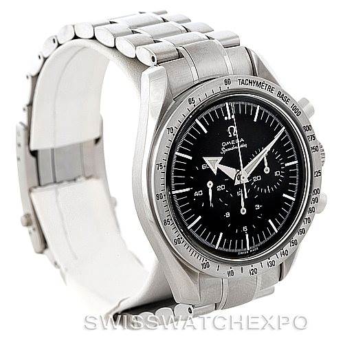 This image shows a side angle of the Omega Speedmaster 3594.50.00 Men
s Stainless Steel Black Dial 3594.50.00 Men
s Stainless Steel Black Dial, displaying the case, dial, and part of the bracelet.