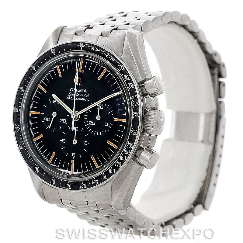 The image shows a side angle of the Omega Speedmaster Men
s Stainless Steel Black Dial Men
s Stainless Steel Black Dial watch, highlighting its dial, bezel, crown, pushers, and metal bracelet.