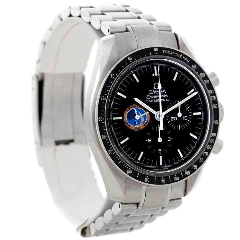 The Omega Speedmaster 3597.17 Men
s Stainless Steel Black Dial 3597.17 Men
s Stainless Steel Black Dial is shown at a three-quarter angle highlighting its stainless steel case, black dial, and bracelet.
