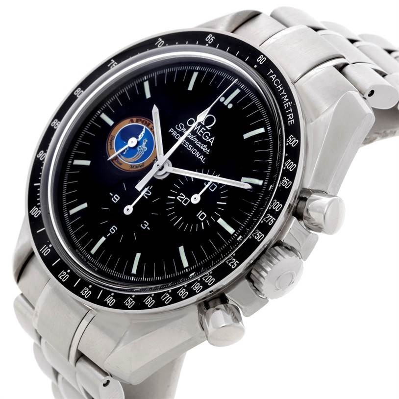 This image shows a close-up, angled view of the Omega Speedmaster 3597.17 Men
s Stainless Steel Black Dial 3597.17 Men
s Stainless Steel Black Dial watch, highlighting the dial, bezel, and part of the bracelet.