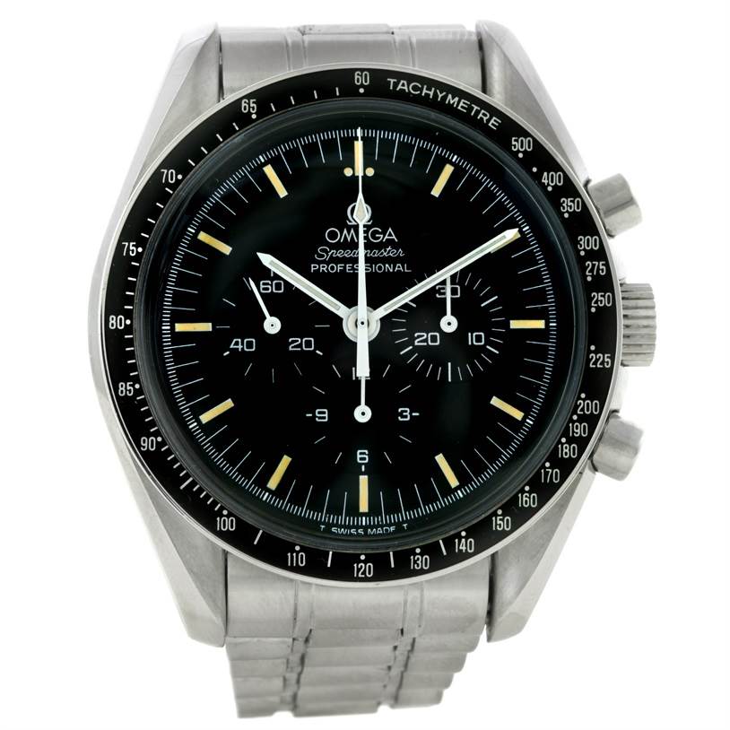 This image shows the Omega Speedmaster Men
s Stainless Steel Black Dial Men
s Stainless Steel Black Dial watch from a front angle, highlighting the dial, tachymeter, and stainless steel bracelet.