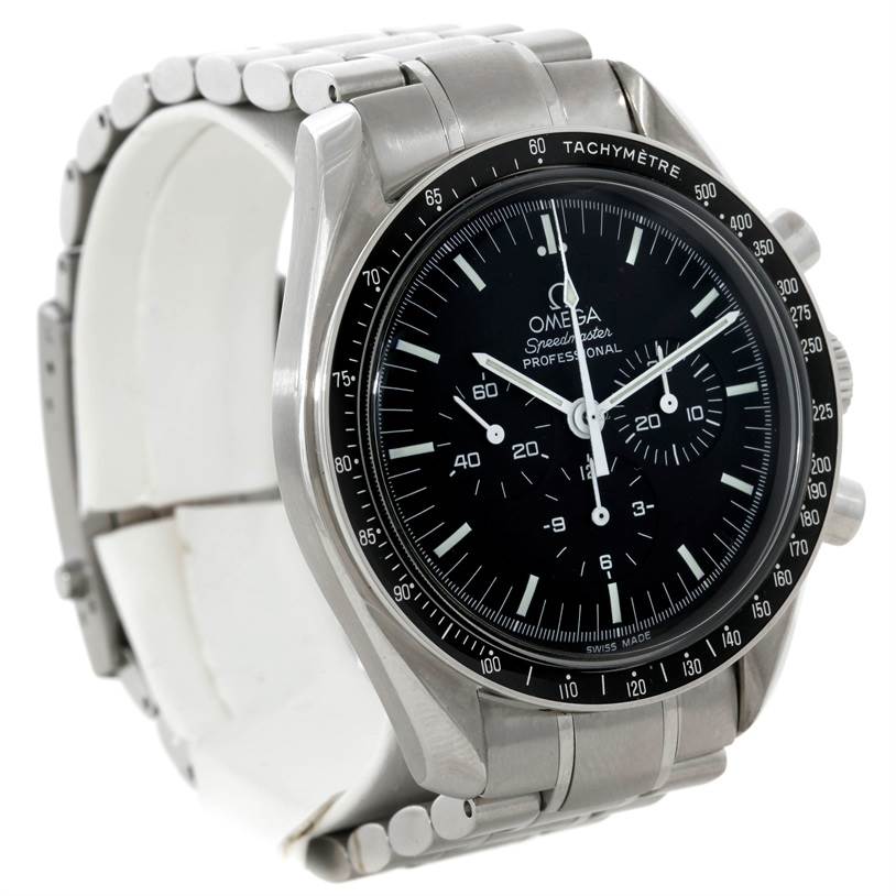 This image shows an Omega Speedmaster Men
s Stainless Steel Black Dial Men
s Stainless Steel Black Dial watch at a slight angle, highlighting its face, bezel, and stainless steel bracelet.