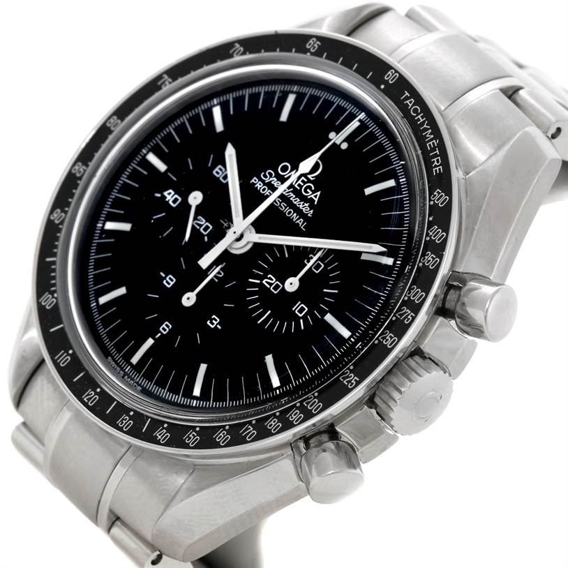 The image shows an Omega Speedmaster 3570.50.00 Men
s Stainless Steel Black Dial 3570.50.00 Men
s Stainless Steel Black Dial watch featuring the dial, bezel, crown, pushers, and stainless steel bracelet from an angled view.