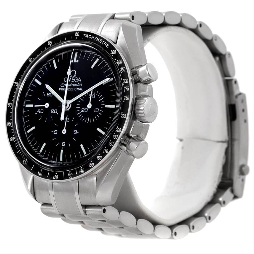 The Omega Speedmaster 3570.50.00 Men
s Stainless Steel Black Dial 3570.50.00 Men
s Stainless Steel Black Dial watch is shown from an angled perspective highlighting its face, bezel, crown, and stainless steel bracelet.