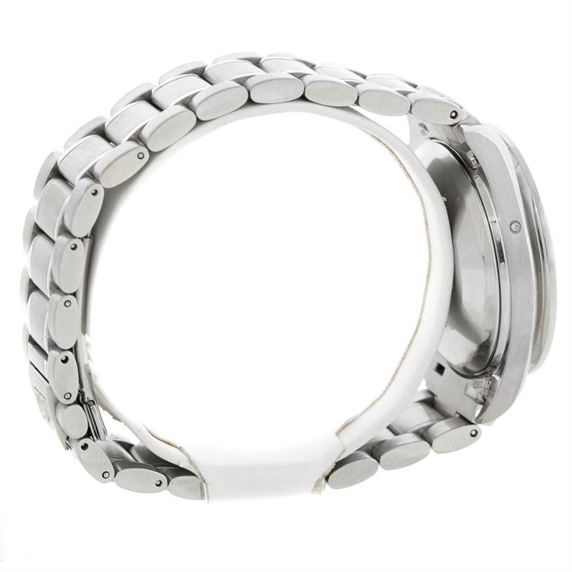 The image shows a side view of an Omega Speedmaster 3523.80.00 Men's Stainless Steel Blue Dial 3523.80.00 Men's Stainless Steel Blue Dial watch focusing on its bracelet and side case.