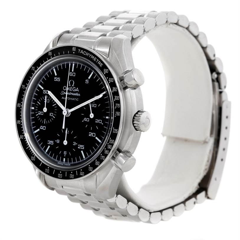 The image shows an angled view of an Omega Speedmaster 3510.50.00 Men
s Stainless Steel Black Dial 3510.50.00 Men
s Stainless Steel Black Dial watch, displaying the face, bezel, chronograph buttons, and metal bracelet.