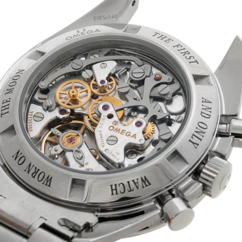 This image shows the back view of an Omega Speedmaster 3573.50.00 Men
s Stainless Steel Black Dial 3573.50.00 Men
s Stainless Steel Black Dial watch, focusing on the intricate mechanical movement inside.