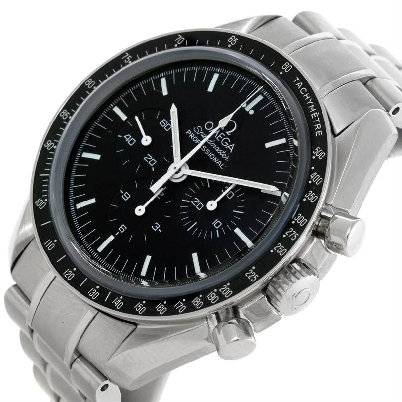 The image shows an Omega Speedmaster 3573.50.00 Men
s Stainless Steel Black Dial 3573.50.00 Men
s Stainless Steel Black Dial watch at an angled side view, highlighting the face, bezel, and bracelet.
