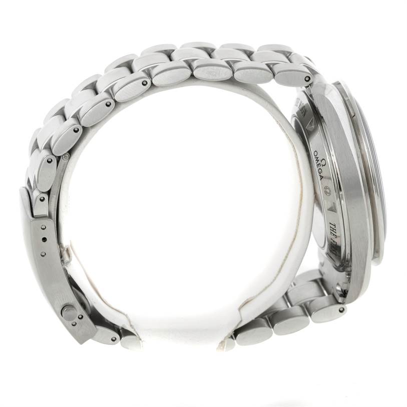 The image shows a side view of the Omega Speedmaster 3573.50.00 Men
s Stainless Steel Black Dial 3573.50.00 Men
s Stainless Steel Black Dial watch, focusing on the bracelet and part of the case.