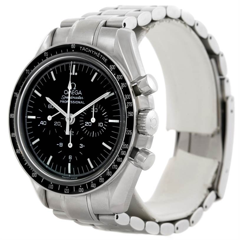 The image shows an Omega Speedmaster 3560.50.00 Men's Stainless Steel Black Dial 3560.50.00 Men's Stainless Steel Black Dial model watch from a front-side angle, highlighting the dial, bezel, and bracelet.