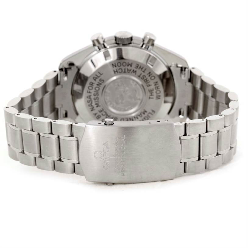 This image shows the back view of an Omega Speedmaster 3570.50.00 Men
s Stainless Steel Black Dial 3570.50.00 Men
s Stainless Steel Black Dial watch, highlighting the stainless steel bracelet and engraved case back.