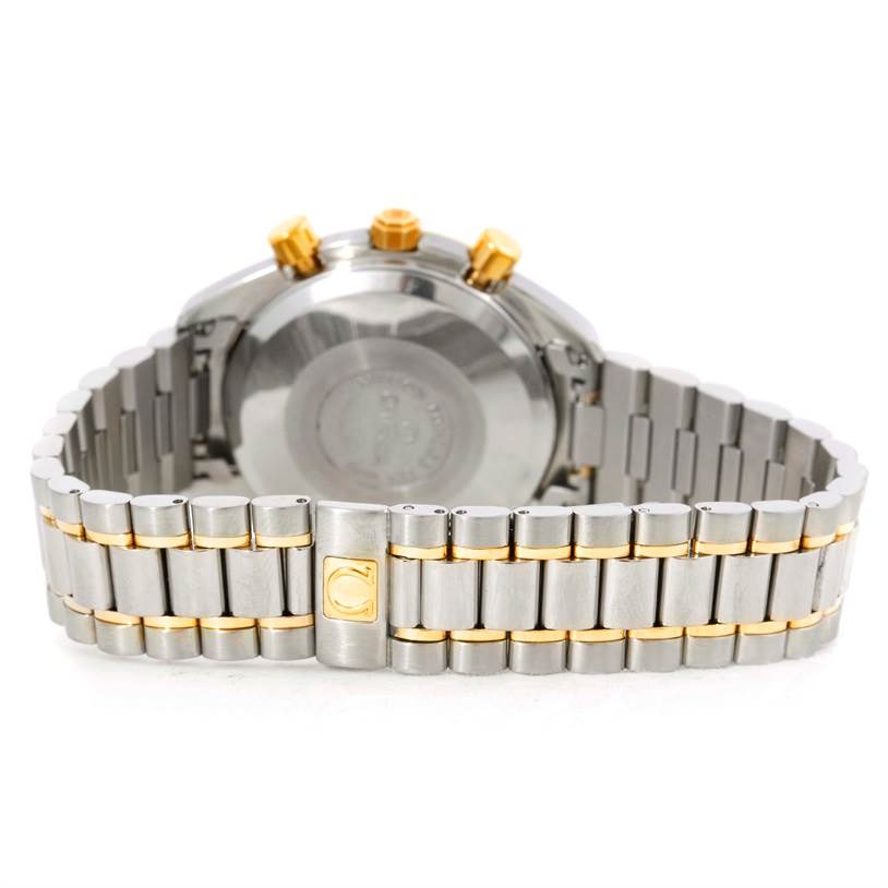 The image shows the back case and bracelet of an Omega Speedmaster 3330.20.00 Men
s Stainless Steel White Dial 3330.20.00 Men
s Stainless Steel White Dial watch, highlighting its two-tone metal design and clasp.