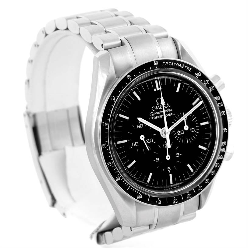 The image shows an angled view of an Omega Speedmaster 3572.50.00 Men
s Stainless Steel Black Dial 3572.50.00 Men
s Stainless Steel Black Dial watch, displaying the face, bezel, and bracelet.