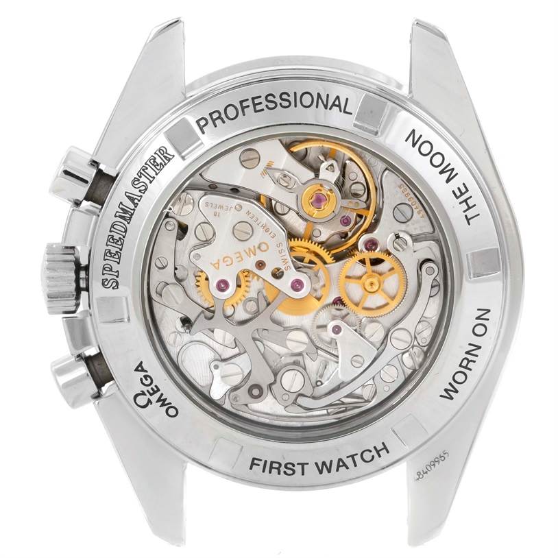 The image shows the case back of an Omega Speedmaster 3572.50.00 Men
s Stainless Steel Black Dial 3572.50.00 Men
s Stainless Steel Black Dial watch, highlighting its intricate mechanical movement.