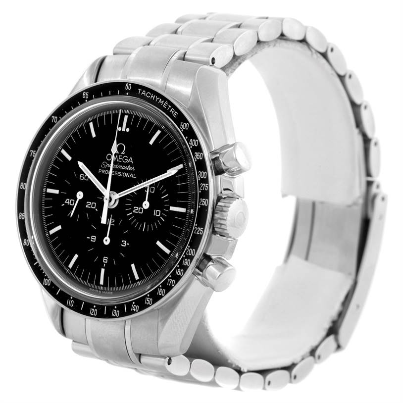 The Omega Speedmaster 3572.50.00 Men
s Stainless Steel Black Dial 3572.50.00 Men
s Stainless Steel Black Dial watch is shown at an angled view highlighting the face, bezel, chronograph buttons, and metal bracelet.
