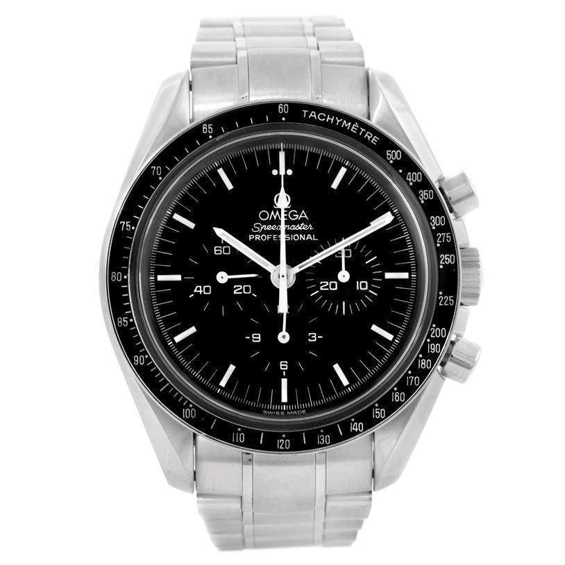 The image shows a front view of an Omega Speedmaster 3572.50.00 Men
s Stainless Steel Black Dial 3572.50.00 Men
s Stainless Steel Black Dial watch, highlighting its face, bezel, and bracelet.