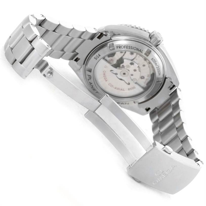 The image shows the back case and clasp of an Omega Planet Ocean 232.30.42.21.01.001 Men
s Stainless Steel Black Dial 232.30.42.21.01.001 Men
s Stainless Steel Black Dial watch, highlighting the bracelet and visible movement.