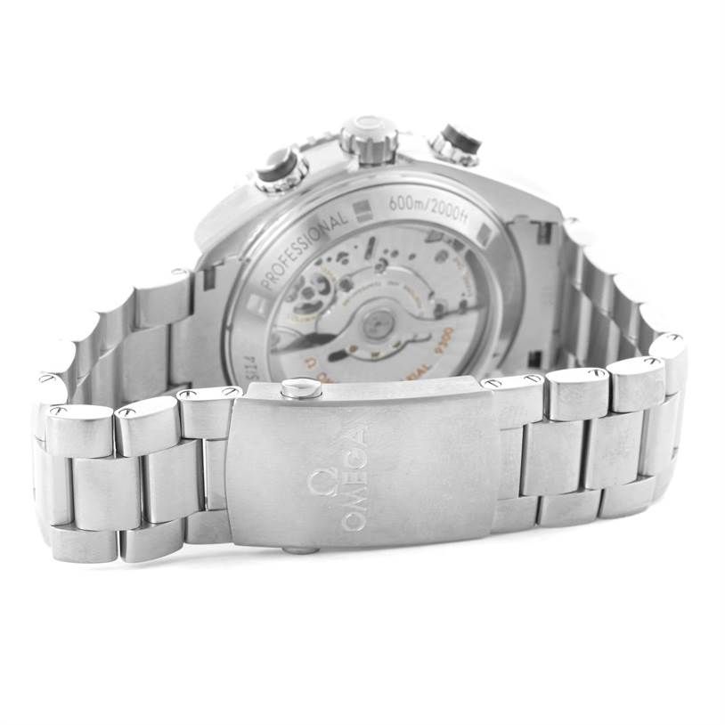 The image shows the case back and metal bracelet of the Omega Planet Ocean 232.30.46.51.01.003 Men
s Stainless Steel Black Dial 232.30.46.51.01.003 Men
s Stainless Steel Black Dial watch, viewed at an angle highlighting the movement.