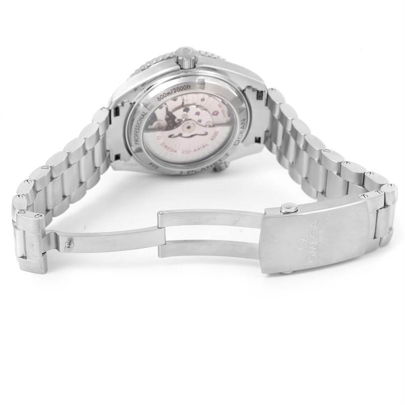 The image shows the back case and open clasp of an Omega Planet Ocean 232.30.42.21.01.003 Men
s Stainless Steel Black Dial 232.30.42.21.01.003 Men
s Stainless Steel Black Dial watch, highlighting the movement and bracelet.