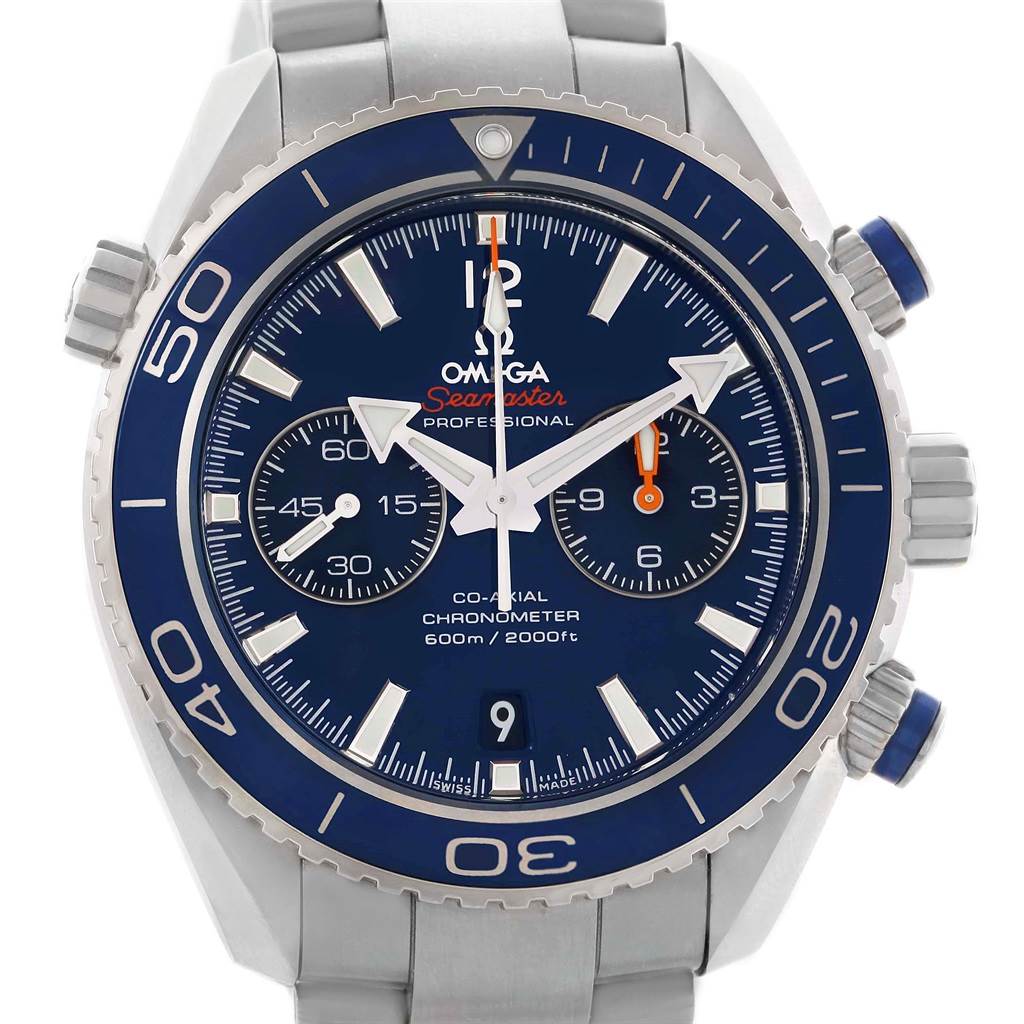 The Omega Planet Ocean 232.90.46.51.03.001 Men's Titanium Blue Dial 232.90.46.51.03.001 Men's Titanium Blue Dial watch is shown from the front, highlighting its face, hands, bezel, and stainless steel bracelet.