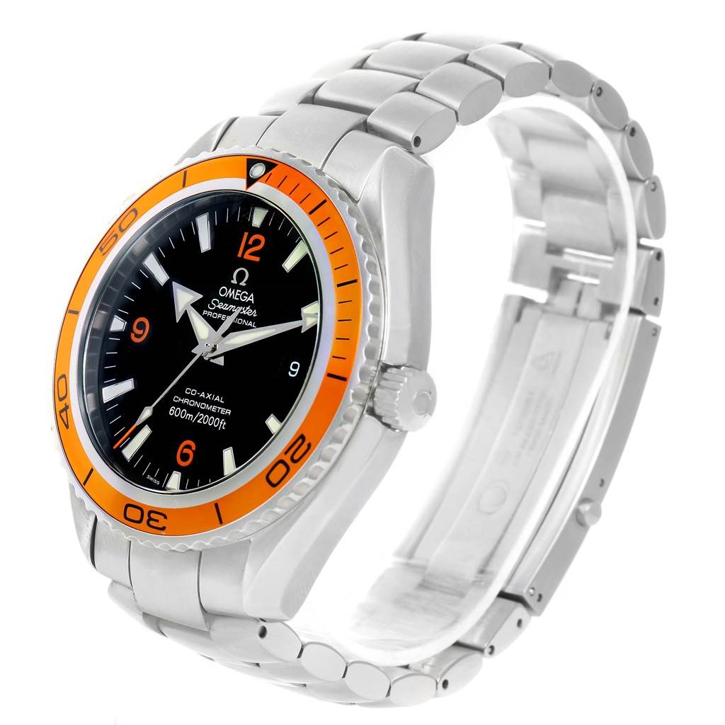 This image shows an angled view of the Omega Planet Ocean 2208.50.00 Men
s Stainless Steel Black Dial 2208.50.00 Men
s Stainless Steel Black Dial watch, highlighting its orange bezel, black dial, and stainless steel bracelet.