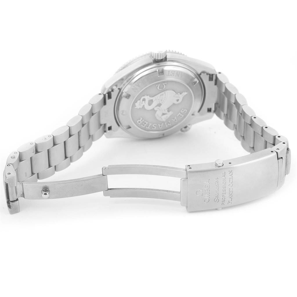 The image shows the clasp and the case back of the Omega Planet Ocean 2209.50.00 Men
s Stainless Steel Black Dial 2209.50.00 Men
s Stainless Steel Black Dial watch.