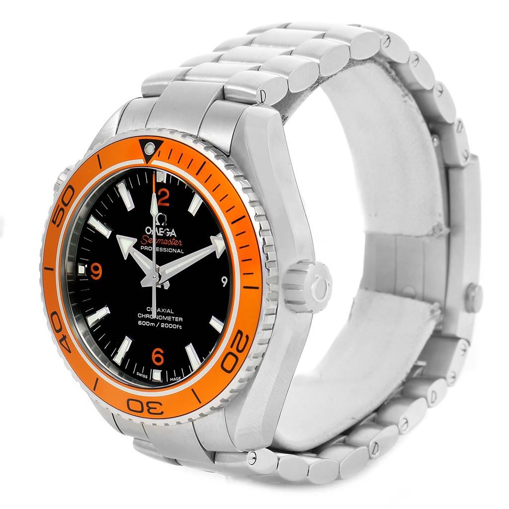 The image shows a front oblique view of an Omega Planet Ocean 232.30.46.21.01.002 Men
s Stainless Steel Black Dial 232.30.46.21.01.002 Men
s Stainless Steel Black Dial watch, highlighting its orange bezel, dial, and metal bracelet.