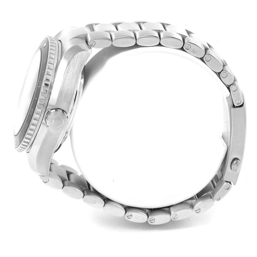 This image shows the side profile and bracelet of the Omega Planet Ocean 232.30.44.22.01.001 Men's Stainless Steel Black Dial 232.30.44.22.01.001 Men's Stainless Steel Black Dial watch.