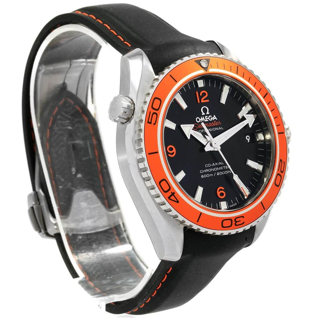 This image shows an Omega Planet Ocean 232.32.42.21.01.001 Men
s Stainless Steel Black Dial 232.32.42.21.01.001 Men
s Stainless Steel Black Dial watch angled to display its face, bezel, crown, and strap.