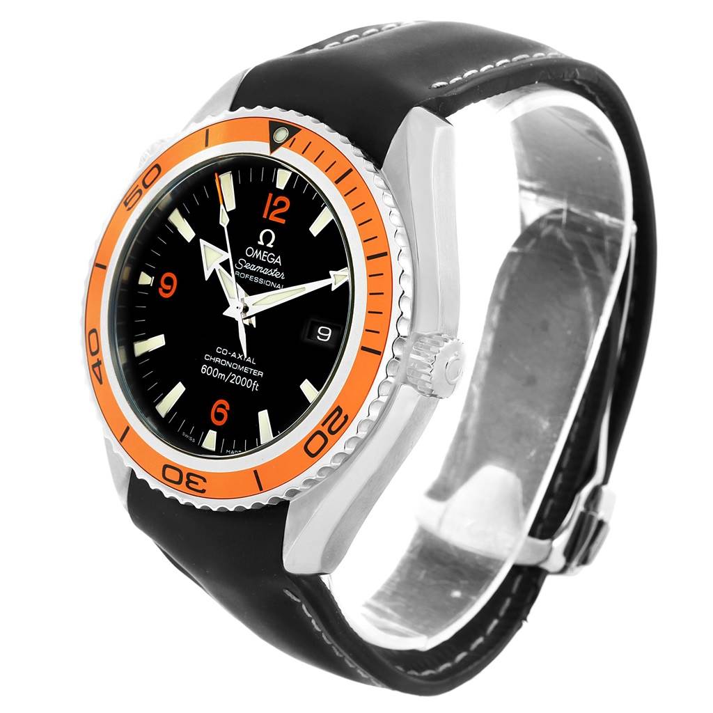 The image shows a side angle view of the Omega Planet Ocean 232.32.42.21.01.001 Men
s Stainless Steel Black Dial 232.32.42.21.01.001 Men
s Stainless Steel Black Dial watch featuring a black dial with an orange bezel and black strap.