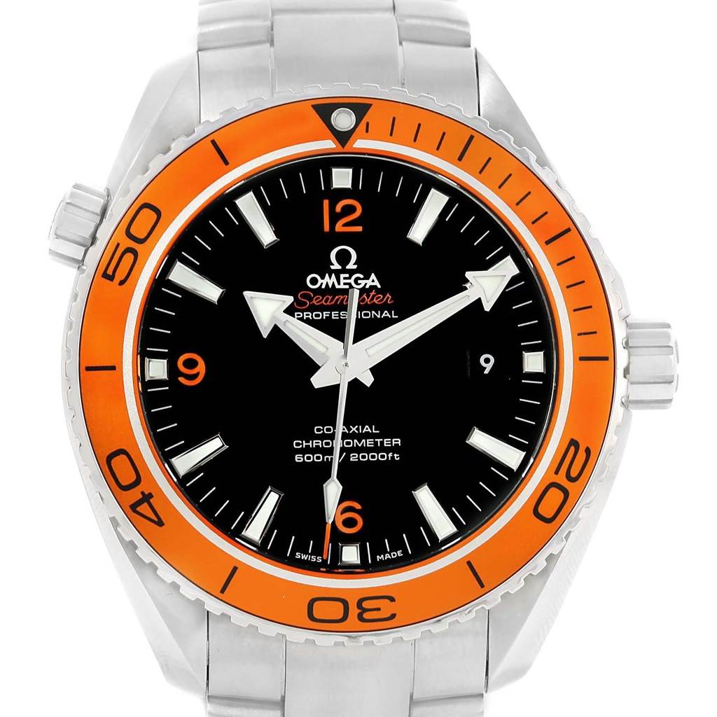 This image shows a front view of the Omega Planet Ocean 232.30.46.21.01.002 Men
s Stainless Steel Black Dial 232.30.46.21.01.002 Men
s Stainless Steel Black Dial model watch, highlighting the orange bezel, black dial, and stainless steel band.