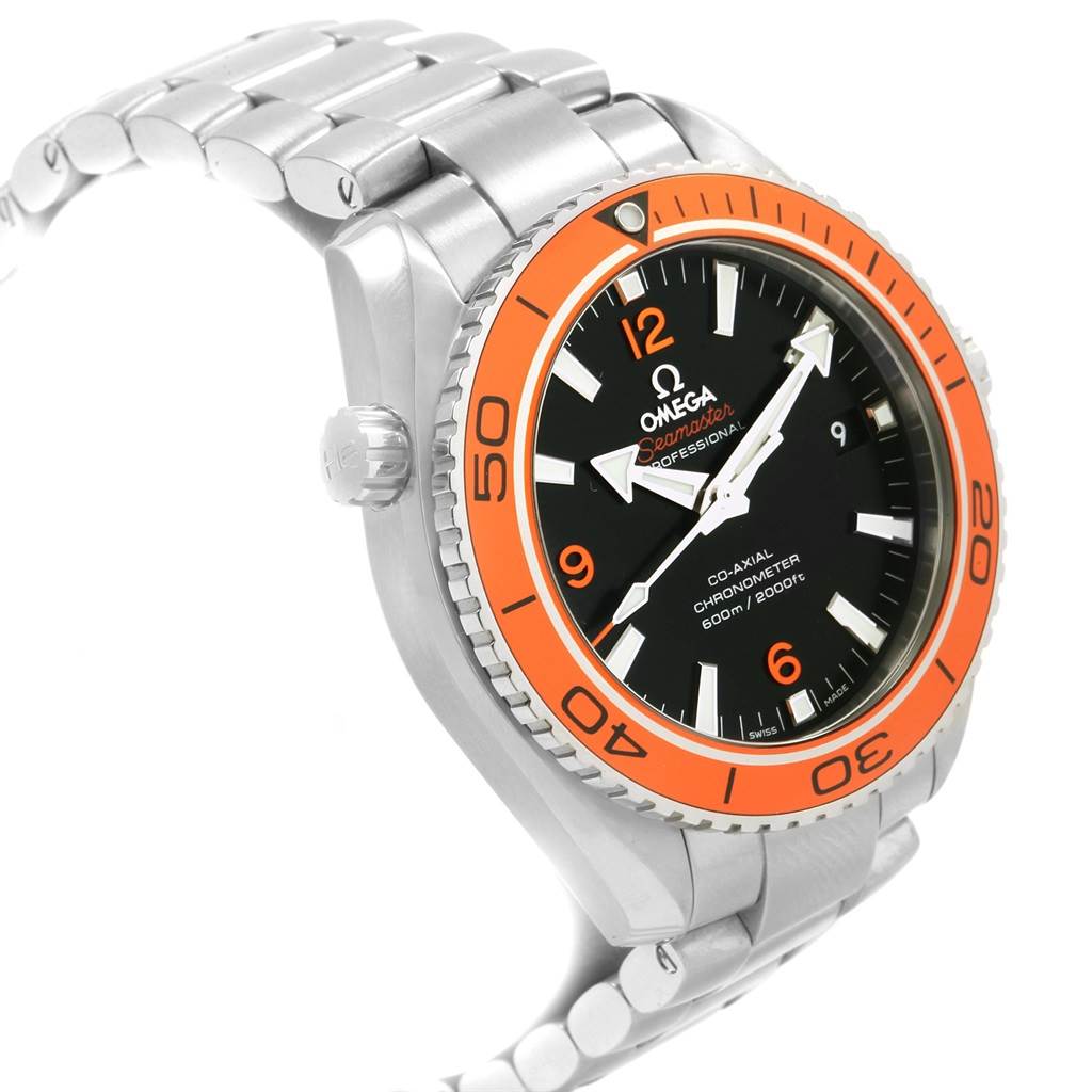 The image shows a side angle of the Omega Planet Ocean 232.30.42.21.01.002 Men
s Stainless Steel Black Dial 232.30.42.21.01.002 Men
s Stainless Steel Black Dial watch, featuring its bezel, dial, and bracelet.