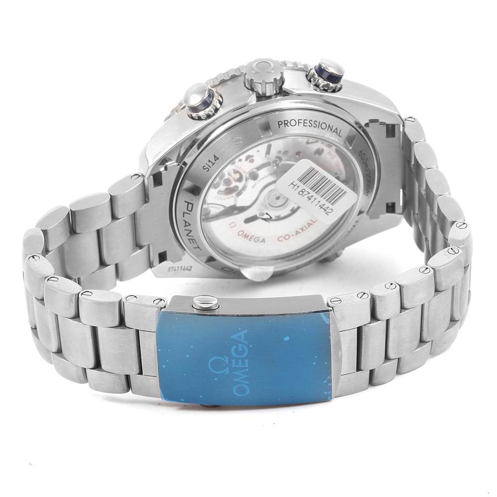 This image shows the back and clasp of the Omega Planet Ocean 87411442 Men's Titanium Blue Dial 87411442 Men's Titanium Blue Dial watch, highlighting its transparent case back and metal bracelet.