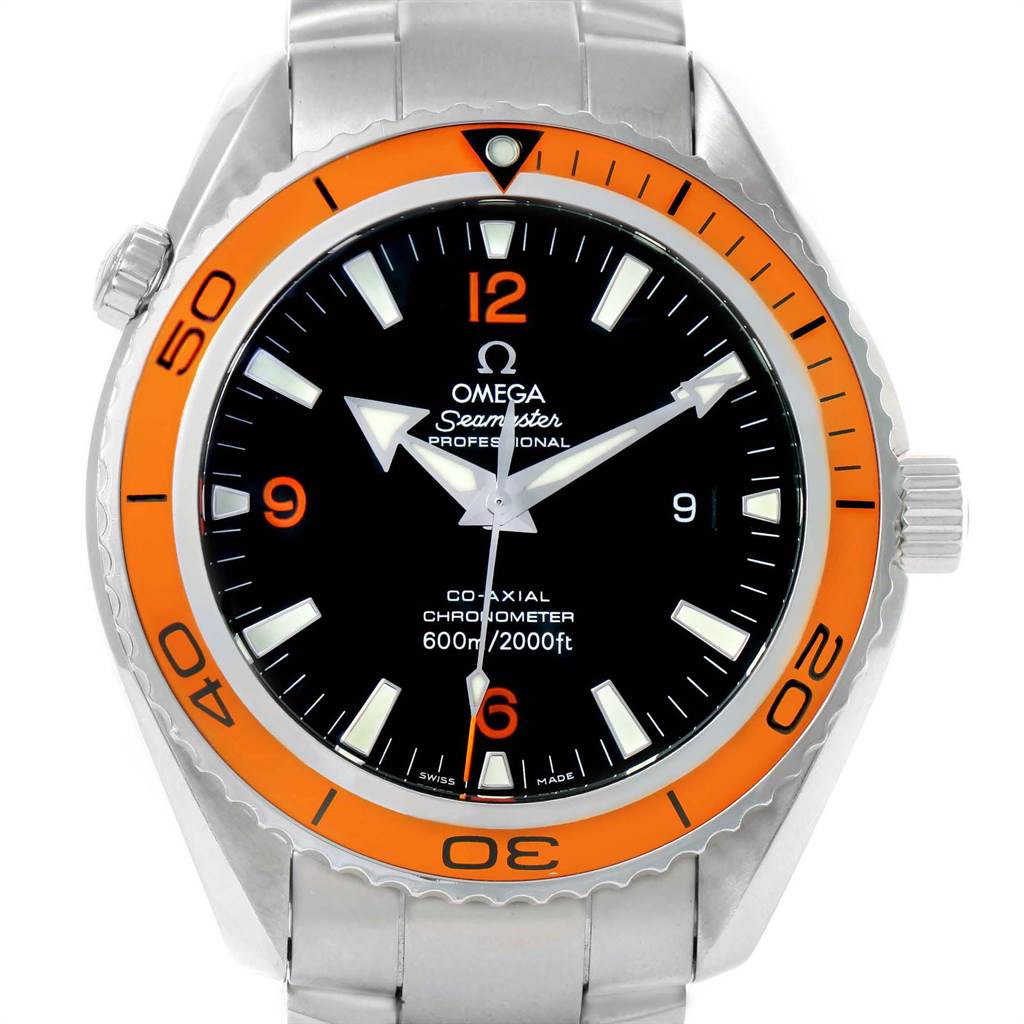 This is a front view of the Omega Planet Ocean 2208.50.00 Men
s Stainless Steel Black Dial 2208.50.00 Men
s Stainless Steel Black Dial Seamaster Professional watch, showing the face, bezel, crown, and part of the bracelet.