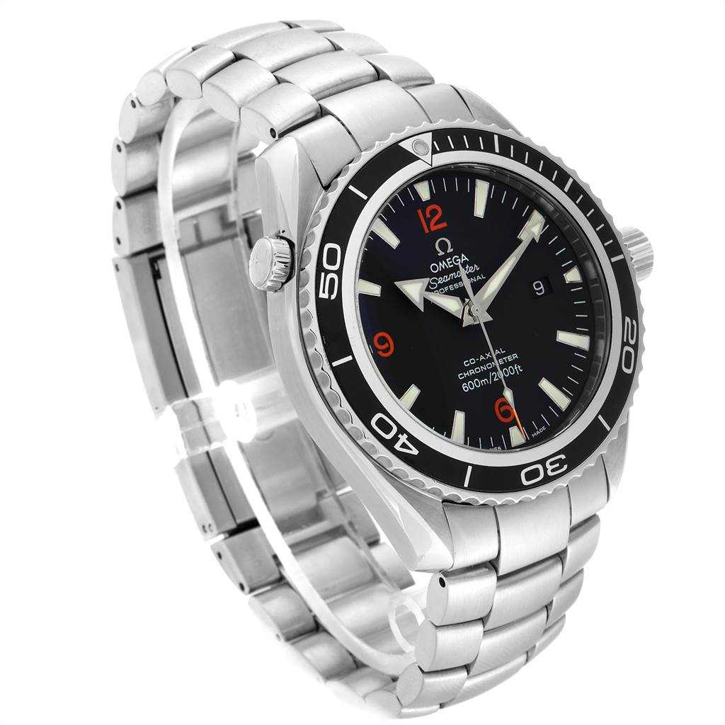 The image shows an Omega Planet Ocean 2200.51.00 Men
s Stainless Steel Black Dial 2200.51.00 Men
s Stainless Steel Black Dial watch at an angled view, highlighting the face, bezel, crown, and stainless steel bracelet.