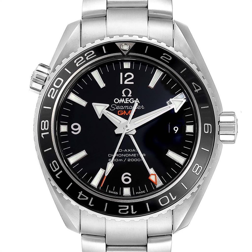 This image shows a front view of the Omega Planet Ocean 232.30.44.22.01.001 Men
s Stainless Steel Black Dial 232.30.44.22.01.001 Men
s Stainless Steel Black Dial Seamaster watch, highlighting its face, bezel, and bracelet.