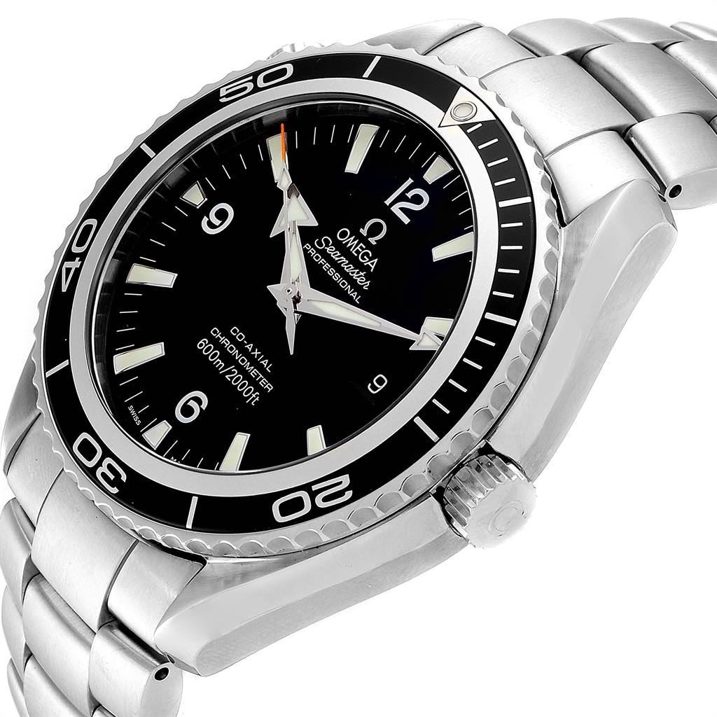 The image shows a close-up angle of the Omega Planet Ocean 2200.50.00 Men
s Stainless Steel Black Dial 2200.50.00 Men
s Stainless Steel Black Dial watch highlighting its face, bezel, and metal bracelet.