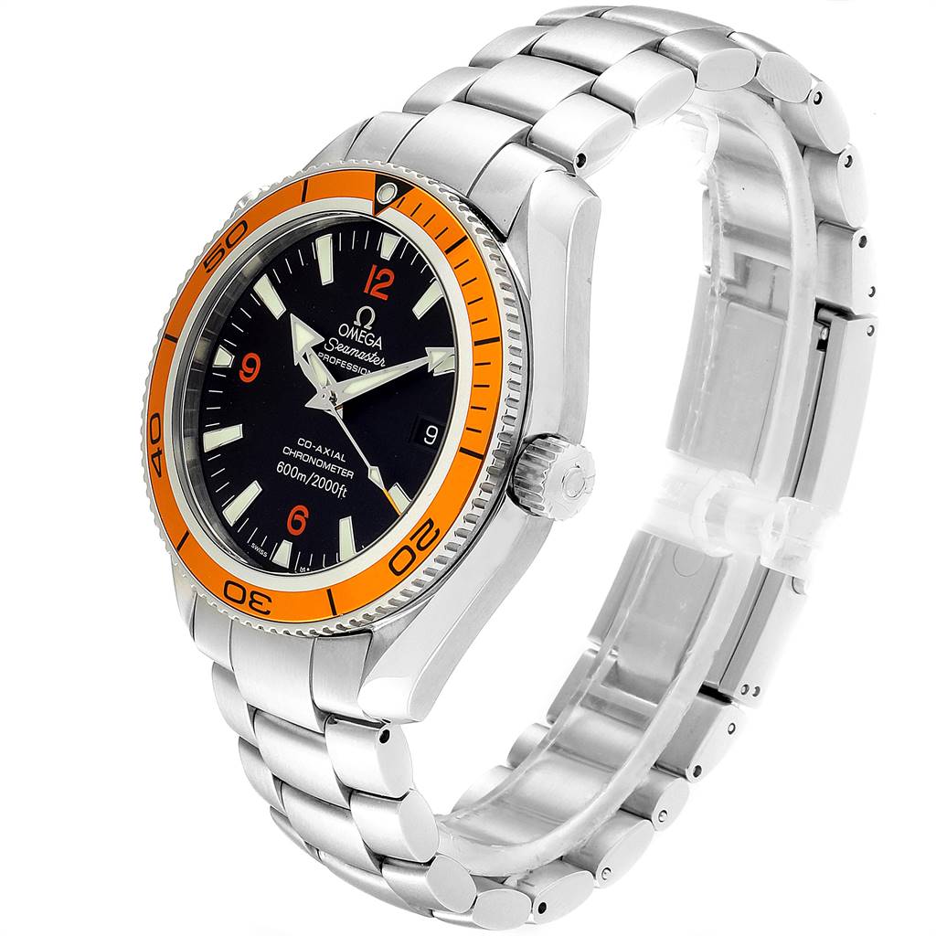 The image shows a side angle view of the Omega Planet Ocean 2209.50.00 Men
s Stainless Steel Black Dial 2209.50.00 Men
s Stainless Steel Black Dial watch, showcasing its bracelet, bezel, and dial.