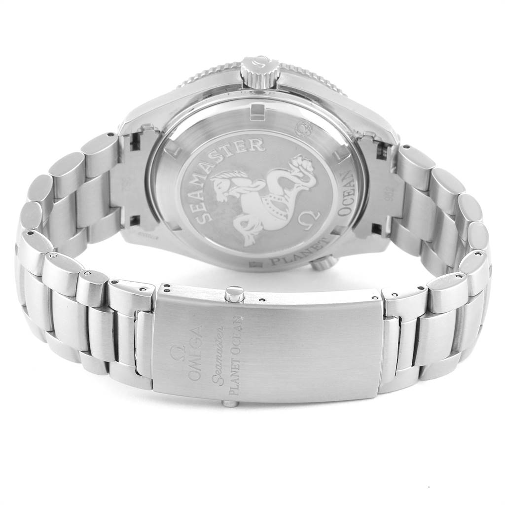 This image shows the back and bracelet of the Omega Planet Ocean 2209.50.00 Men
s Stainless Steel Black Dial 2209.50.00 Men
s Stainless Steel Black Dial watch, featuring the clasp and the case back with the "Seamaster" engraving.