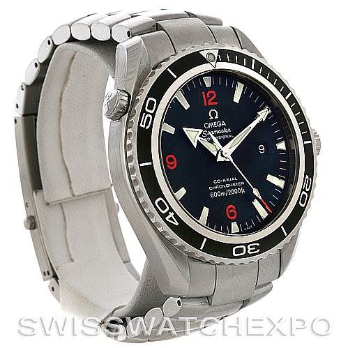 This image shows the Omega Planet Ocean 2209.50.00 Men
s Stainless Steel Black Dial 2209.50.00 Men
s Stainless Steel Black Dial watch at a three-quarter angle, highlighting the bezel, dial, and stainless steel bracelet.