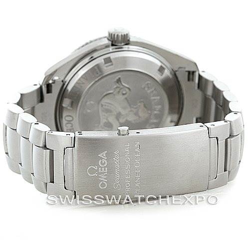 This image shows the back view of the Omega Planet Ocean 2209.50.00 Men
s Stainless Steel Black Dial 2209.50.00 Men
s Stainless Steel Black Dial watch, focusing on the case back and the bracelet clasp.