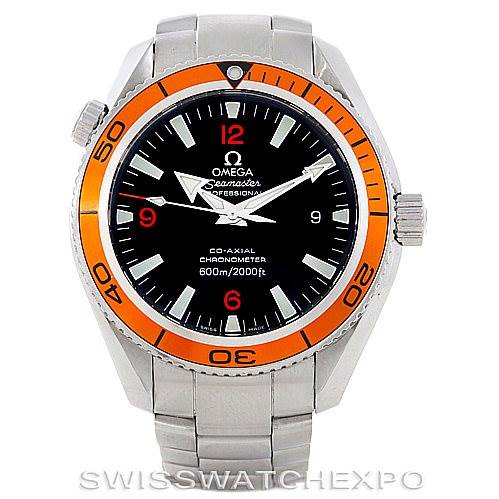 This image shows a front view of an Omega Planet Ocean 2209.50.00 Men
s Stainless Steel Black Dial 2209.50.00 Men
s Stainless Steel Black Dial watch, highlighting the dial, hands, bezel, and stainless steel bracelet.