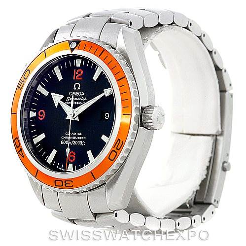 This image shows the Omega Planet Ocean 2208.50.00 Men
s Stainless Steel Black Dial 2208.50.00 Men
s Stainless Steel Black Dial model watch at a side angle, featuring its orange bezel and stainless steel bracelet.