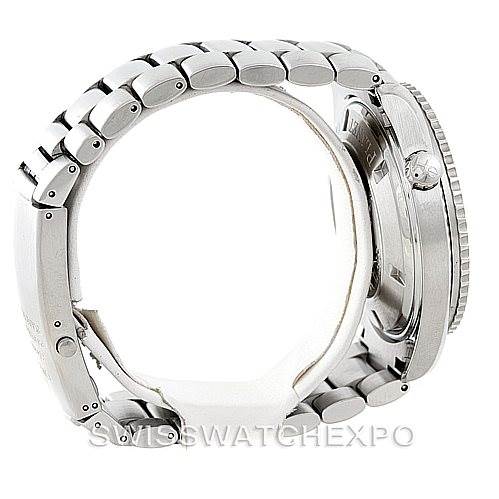 The image shows the side profile of the Omega Planet Ocean 2200.50.00 Men
s Stainless Steel Black Dial 2200.50.00 Men
s Stainless Steel Black Dial watch, highlighting the bracelet and the edge of the case with the crown.