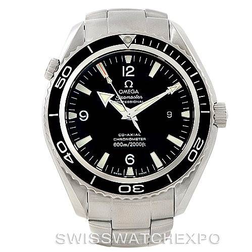 This image shows an Omega Planet Ocean 2200.50.00 Men
s Stainless Steel Black Dial 2200.50.00 Men
s Stainless Steel Black Dial watch front view, displaying the dial, bezel, and stainless steel bracelet.