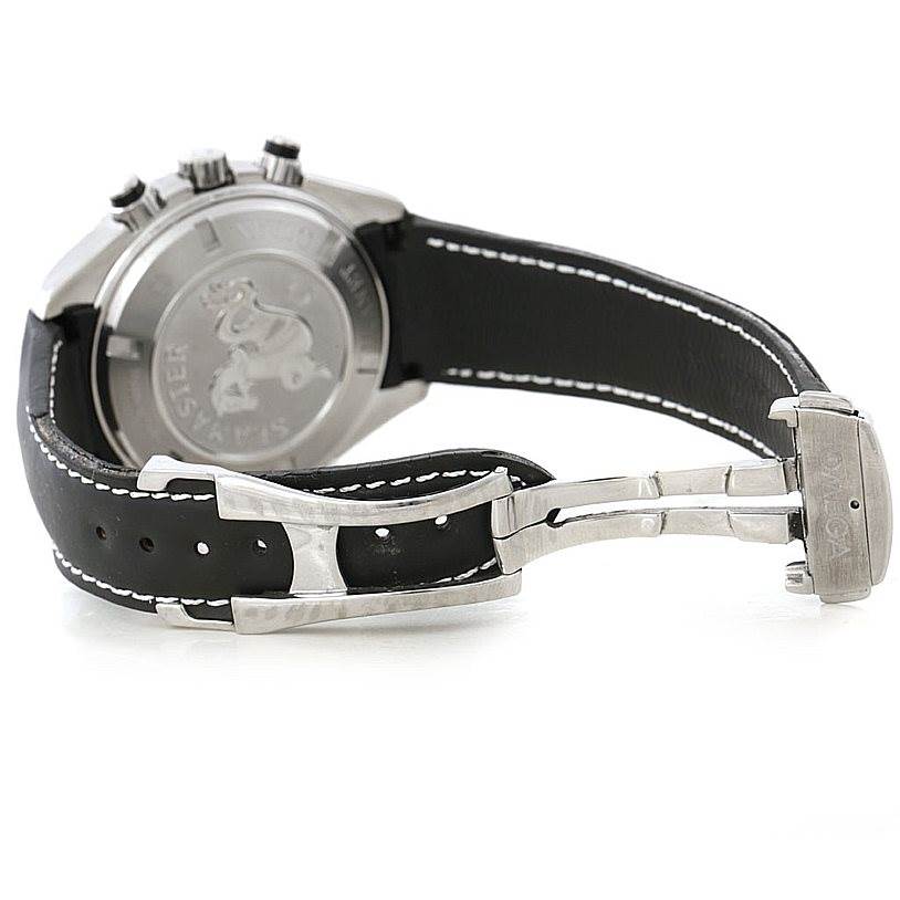 This image shows the back case and clasp of the Omega Planet Ocean 2910.50.81 Men
s Stainless Steel Black Dial 2910.50.81 Men
s Stainless Steel Black Dial watch, highlighting the leather strap and deployment clasp.