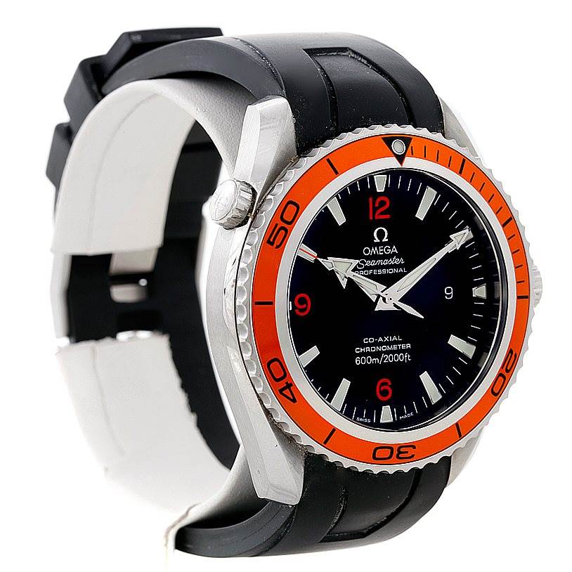 The Omega Planet Ocean 2909.50.91 Men
s Stainless Steel Black Dial 2909.50.91 Men
s Stainless Steel Black Dial watch is shown at an angled side view, highlighting its bezel, case, crown, and rubber strap.