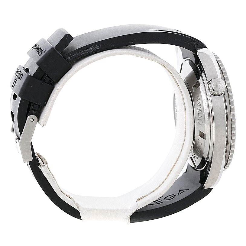 This side view of the Omega Planet Ocean 2909.50.91 Men
s Stainless Steel Black Dial 2909.50.91 Men
s Stainless Steel Black Dial watch shows the crown, case, and strap.