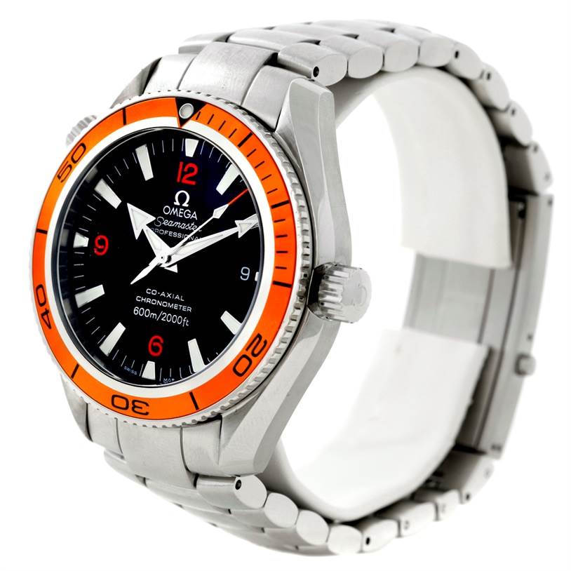 This image shows an angled view of the Omega Planet Ocean 2209.50.00 Men
s Stainless Steel Black Dial 2209.50.00 Men
s Stainless Steel Black Dial watch, highlighting its dial, crown, and metal bracelet.