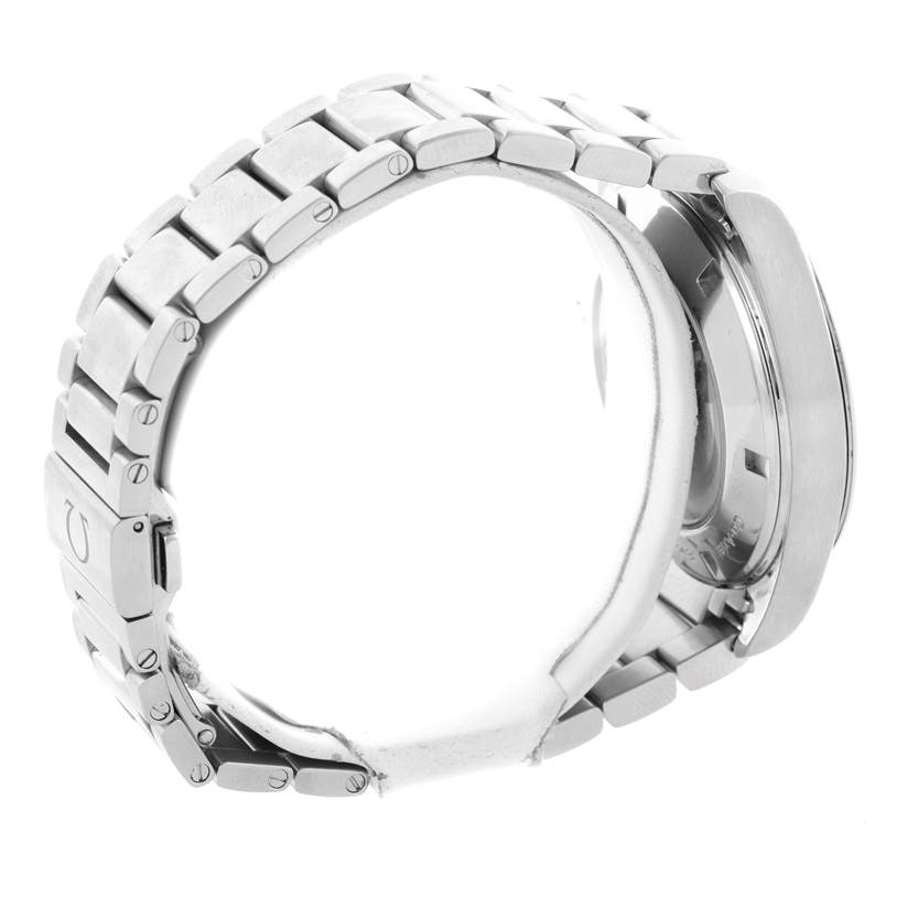 The image shows a side view of the Omega Aqua Terra 231.10.44.50.01.001 Men
s Stainless Steel Black Dial 231.10.44.50.01.001 Men
s Stainless Steel Black Dial watch, focusing on the metal bracelet and clasp.